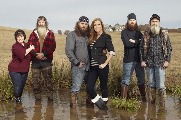 Miss Kay, Phil, Willie, Korie, Jase and Si Robertson–DUCK DYNASTY