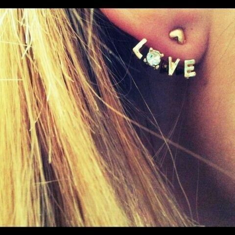 Super cute earring!