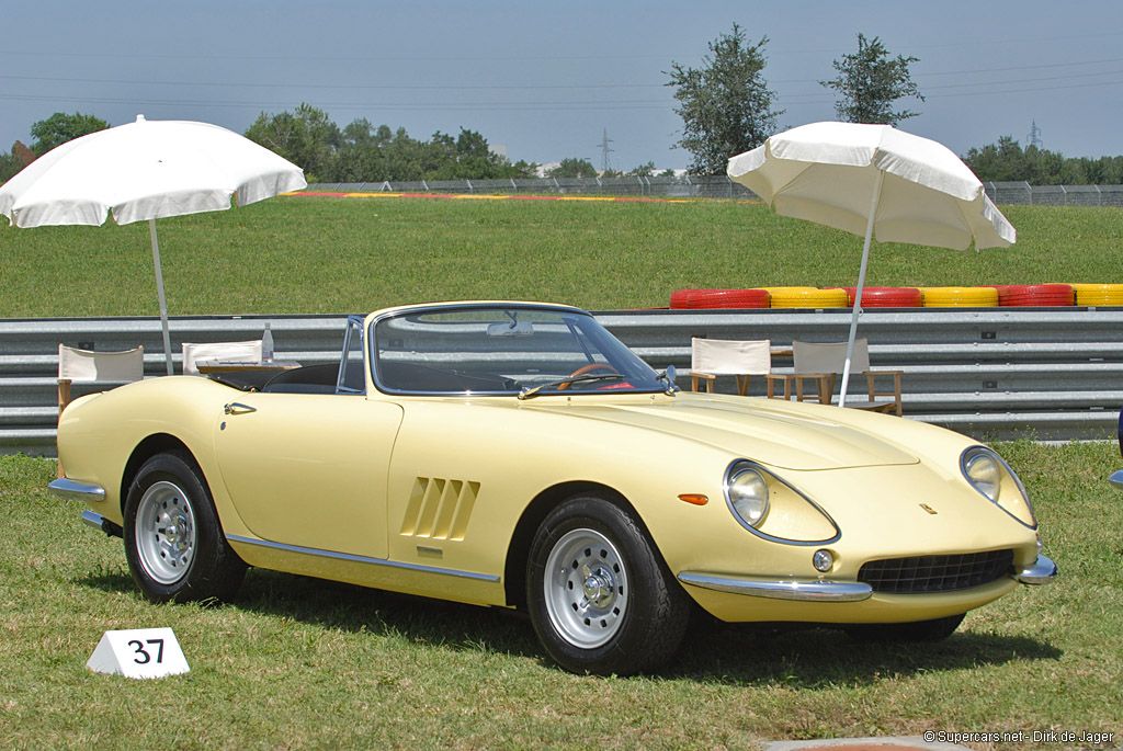 1967 Ferrari 275GTB/4 NART Alloy Spyder