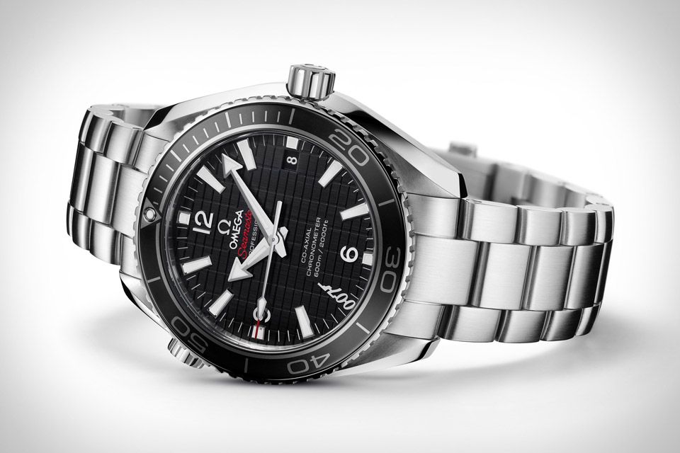 Bond + Omega (Omega Seamaster Planet Ocean 600M Skyfall Watch)