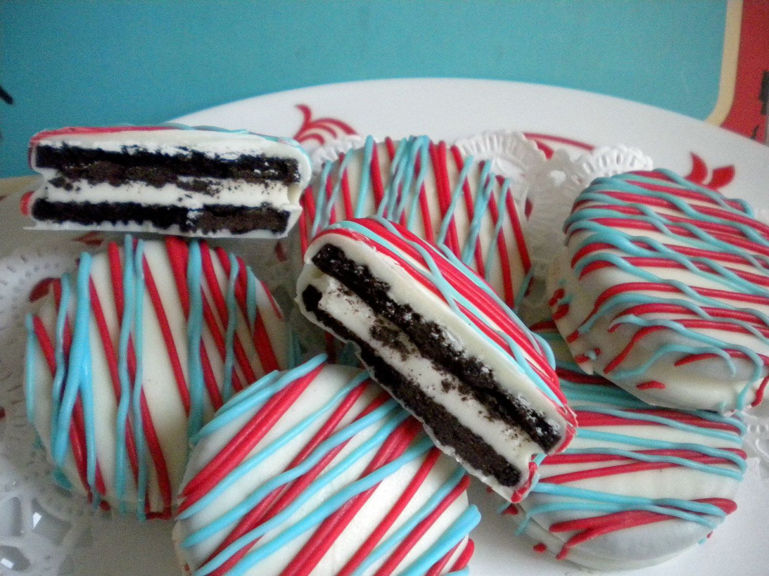 Dr. Suess Chocolate Covered Oreos Cookies