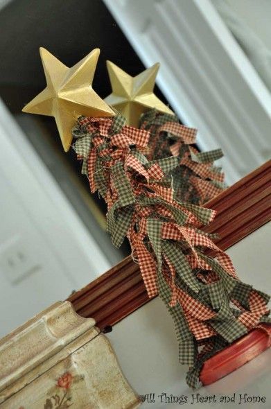 Easy Fabric Scrap Christmas Tree!