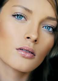 Eye make up for blue eyes:)