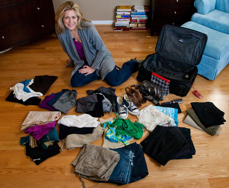 Flight attendant shows you how to pack 10 days worth of clothes into a carry-on.
