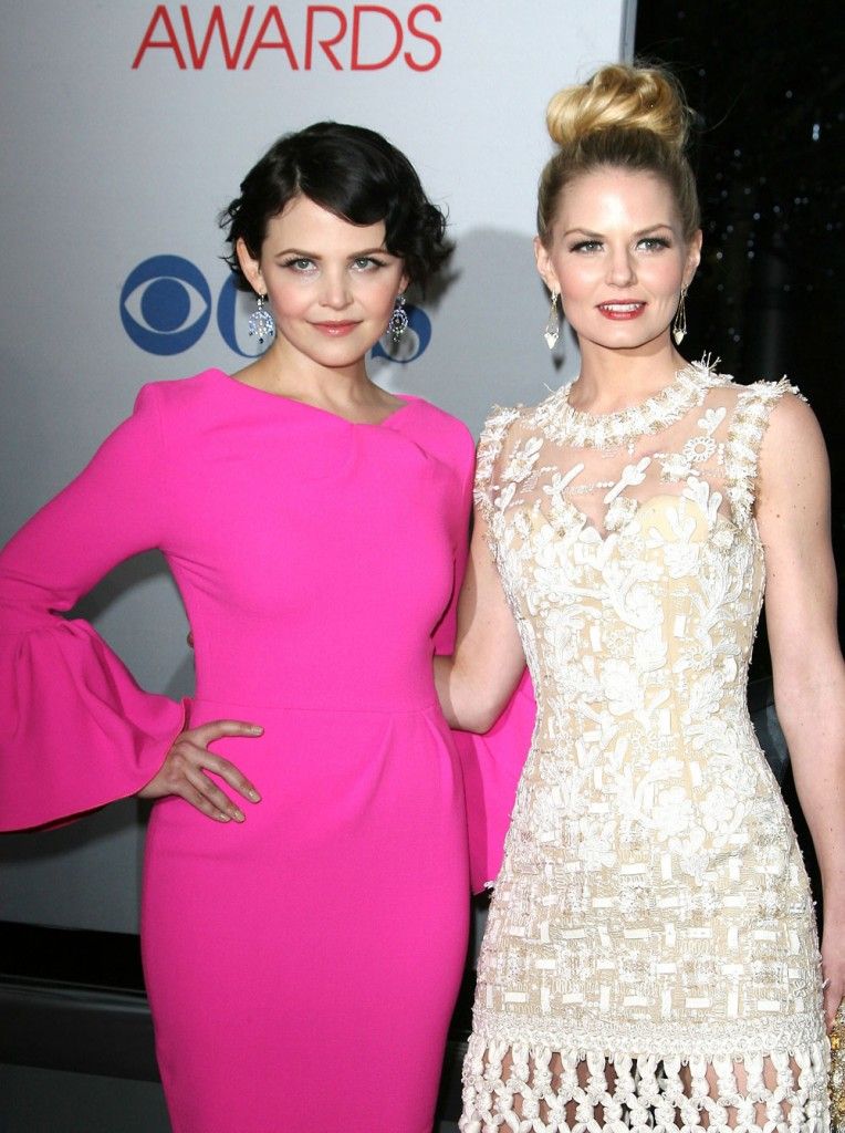 Ginnifer Goodwin and Jennifer Morrison