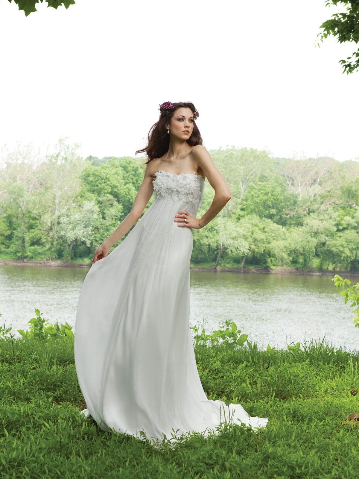 Gorgeous strapless A-line chapel train bridal gowns $313.71