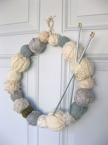 Got leftover yarn? Make the cutest wreath ever!!