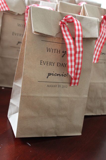Great idea… stamped and ribbon tied picnic lunches #summerparty #picnic #lunch