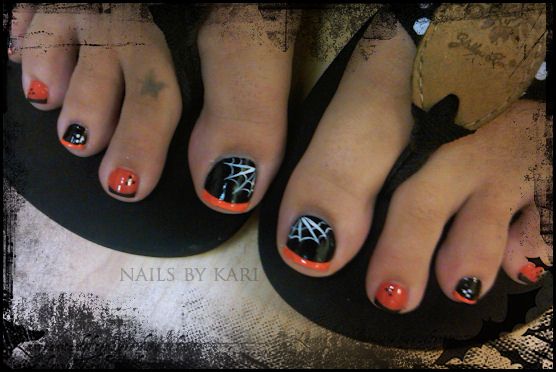 Halloween toe nails!