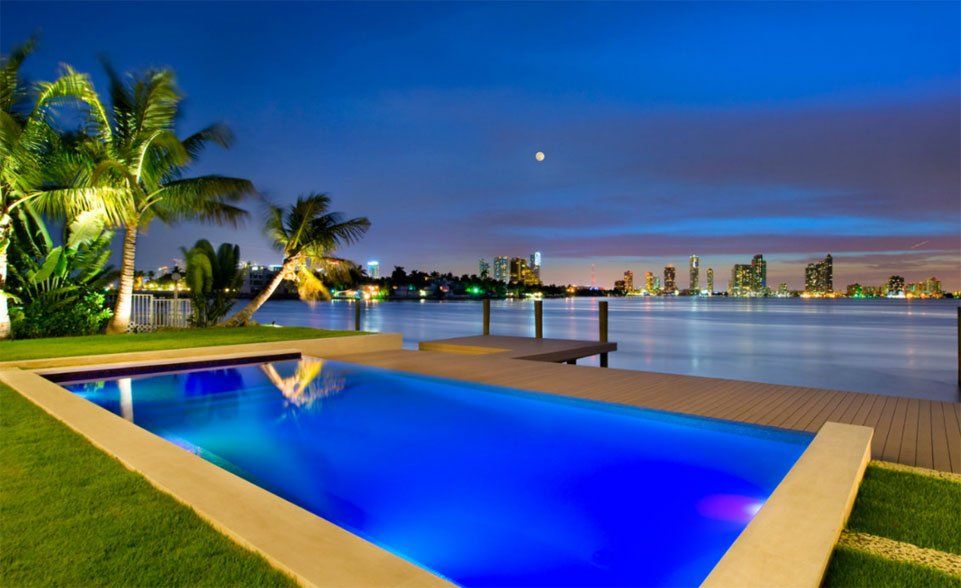 Home builder Luis Bosch has sent us images of a house he recently built in Miami
