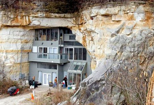 Home nestled inside of a 15,000-square foot sandstone cave in  Missouri.Undergro