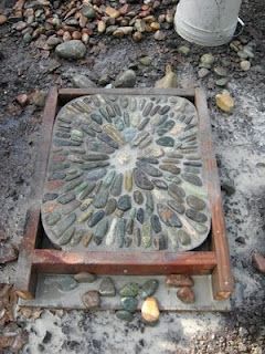 How to create stone mosaics