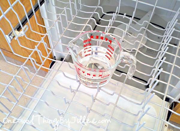 How to get your dishwasher squeaky clean and smelling fresh! – Did this today an