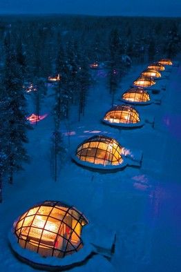 Igloo rentals in Finland under the Northern Lights (!!!!!!)