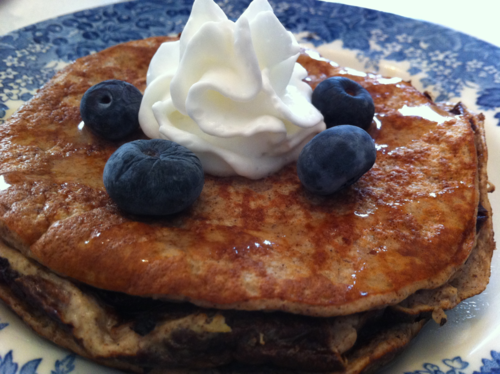 Low-Cal, Protein-Packed, Gluten-Free, Flourless Banana Pancakes!