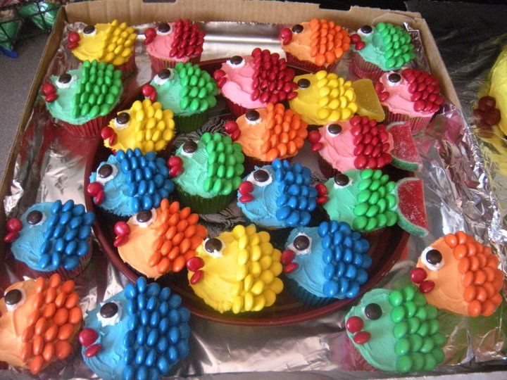 M & M fish cupcakes
