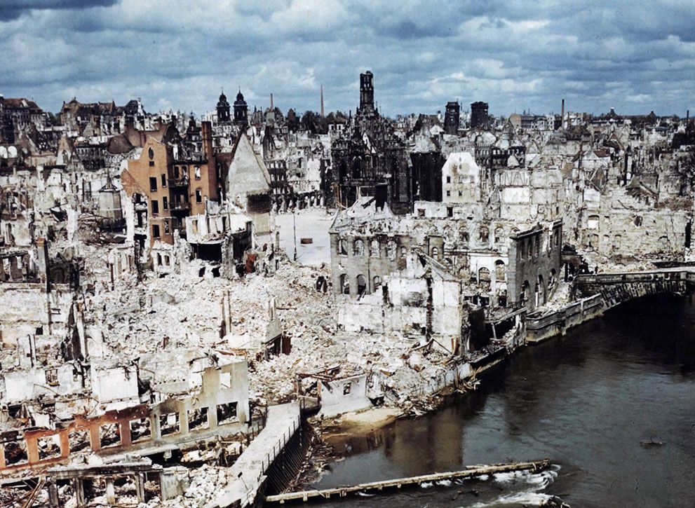 Nürnberg, Germany in ruins, Jun 1945.