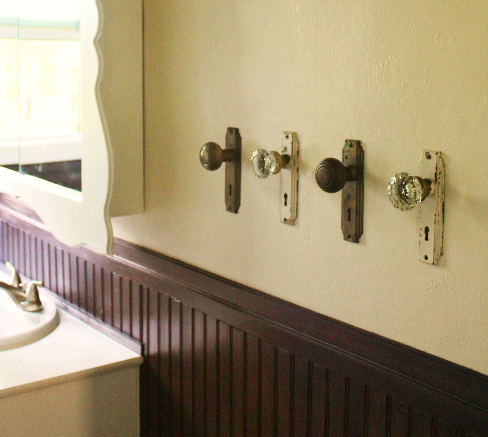 Old door knobs to hang towels