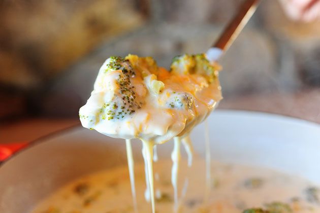 Pioneer Woman's Broccoli Cheese Soup