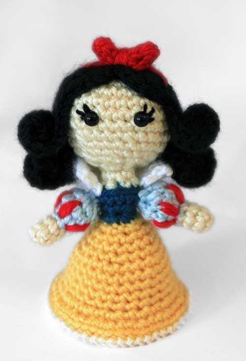 Snow White Princess amigurumi crochet pattern by Sahrit SO CUTE! ($5.00)