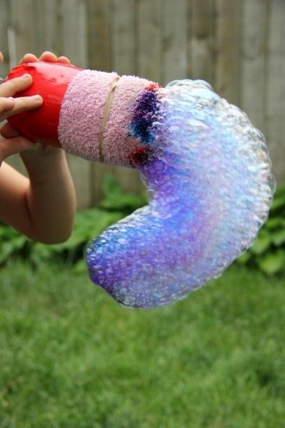 Sock bubbles…I just tested this and it took 3 mins to make & is soooo cool