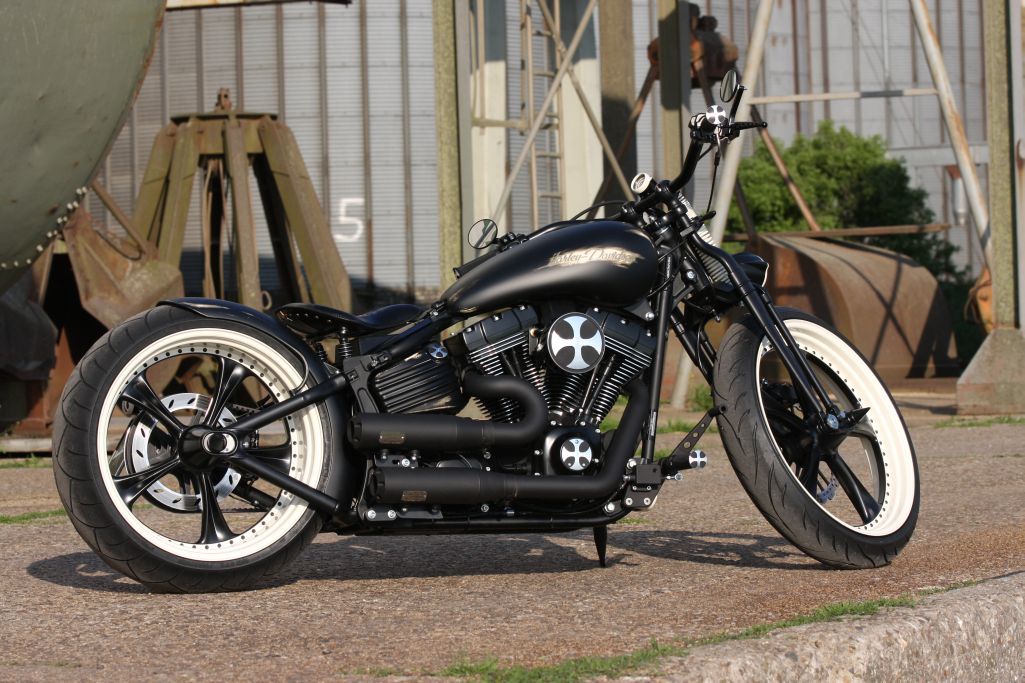 Thunderbike "Rocking 63" | Harley-Davidson Softail Rocker C w. Springe