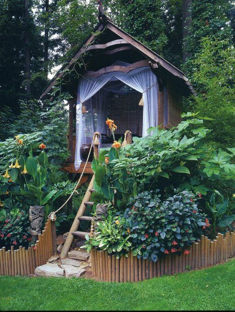 Treehouse in the middle of the garden. I want this!