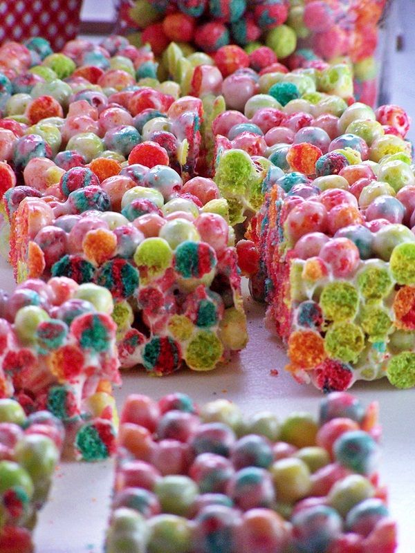 Trix instead of Rice Krispies… hot air "balloons"