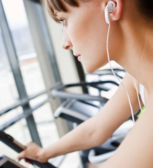#Workout Playlists – List of the Top 100 Workout Songs compiled by Fitness magaz