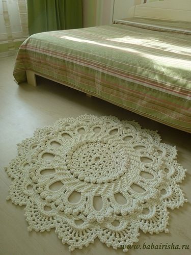crochet lace rug…mommy can you make?? lol