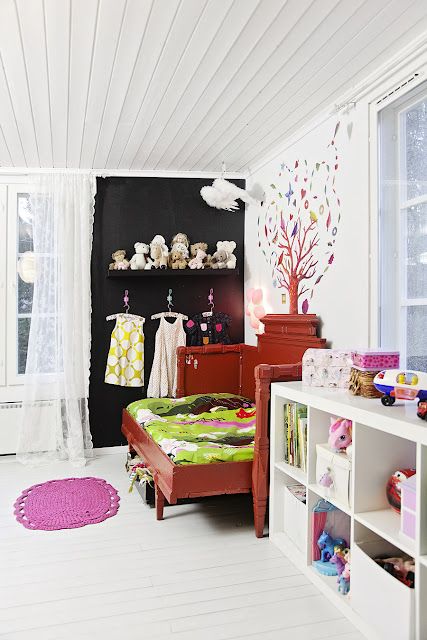 girl's room | beautiful finnish house (photos by Krista Keltanen)
