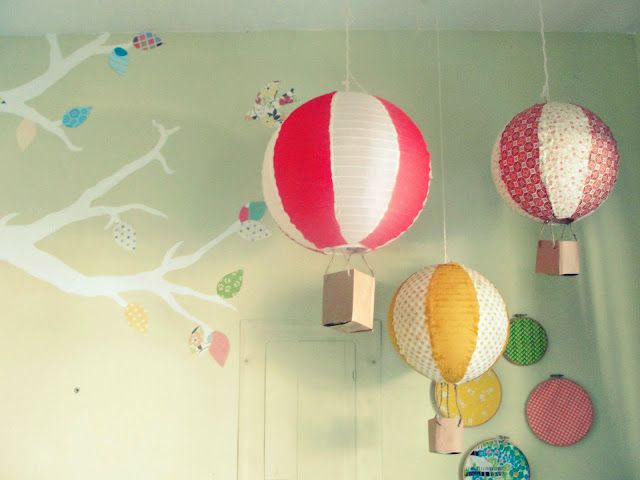 paper lantern hot air balloons