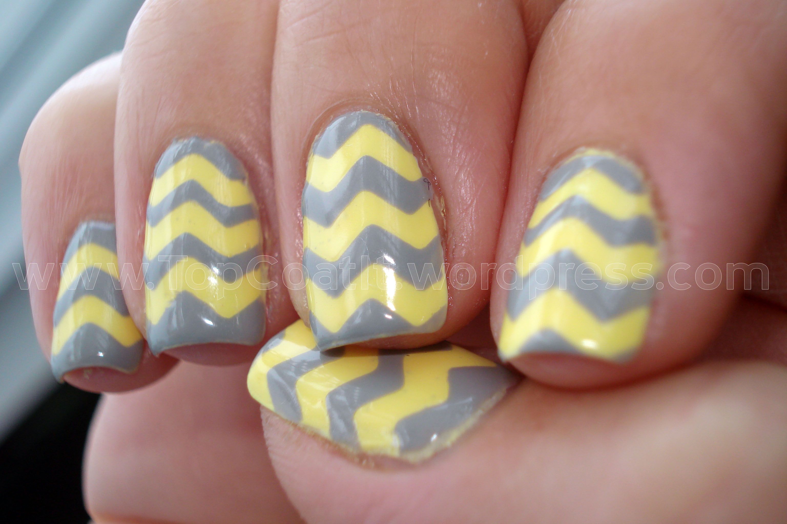 Chevron Nails. @LaToya Muse