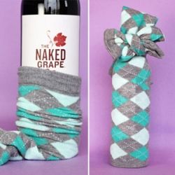 Christmas gifts – socks and wine Who doesn't like socks and wine?! Great, si