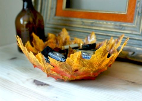 DIY AUTUMN LEAF BOWLS.