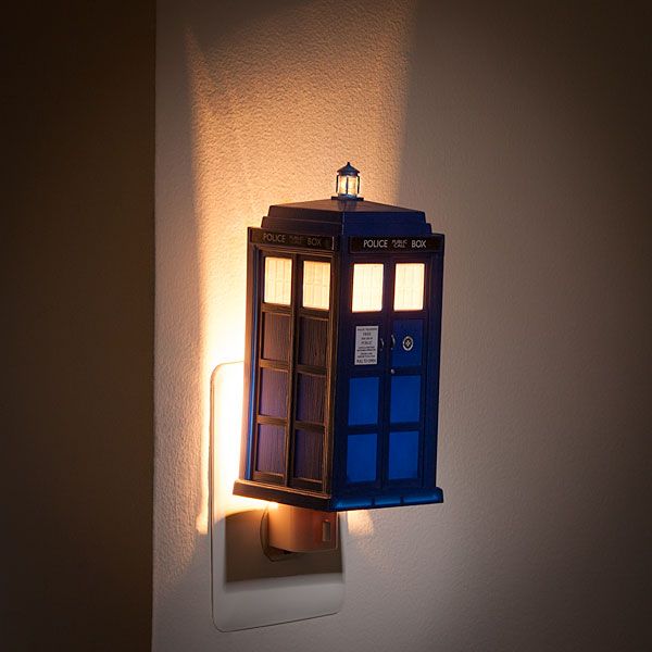 Doctor Who TARDIS Night Light
