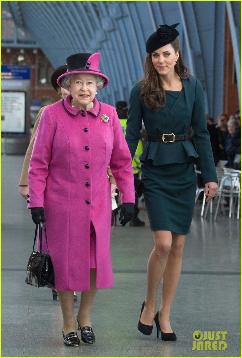 Duchess Kate & Queen Elizabeth