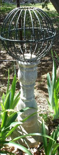 Flowerball (2 metal plant hanging baskets)