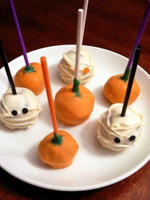 Halloween Cake Pops