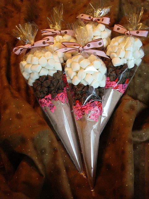 Hot chocolate favors. Use multicolored sprinkles for holidays. Great idea for gi
