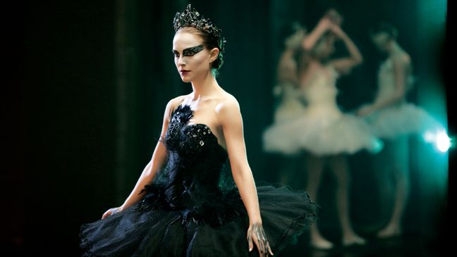 Natalie Portman luce un tutú negro diseñado por Amy Westcott en 'B