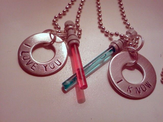 Nerd Love of the Day: Han and Leia Necklaces