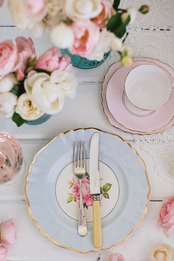 Pastel table settings