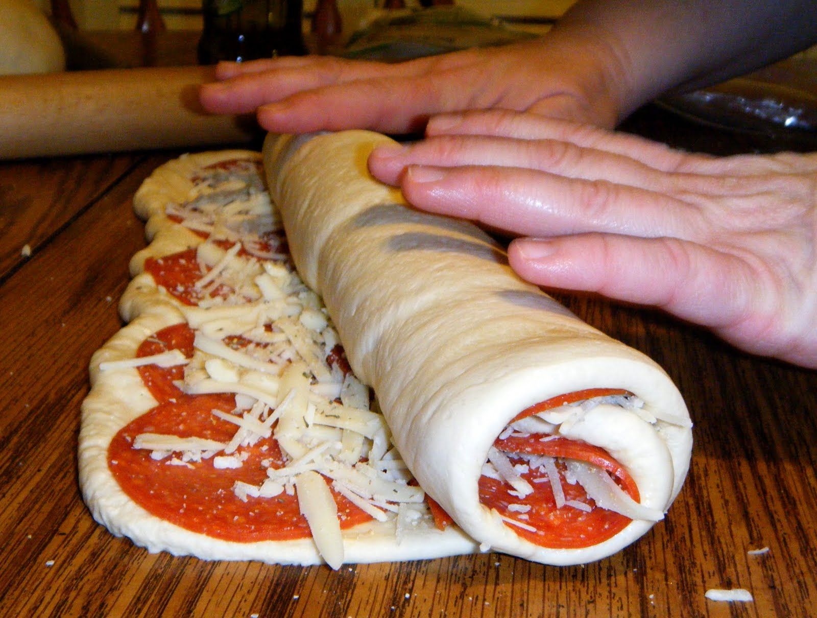 Pepperoni Rolls: Great Idea for a quick and easy supper