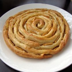 The bewitching spiral apple bread