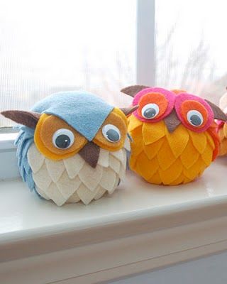 felt owls – hot glue cut-out felt pieces onto styrofoam balls – so cute!