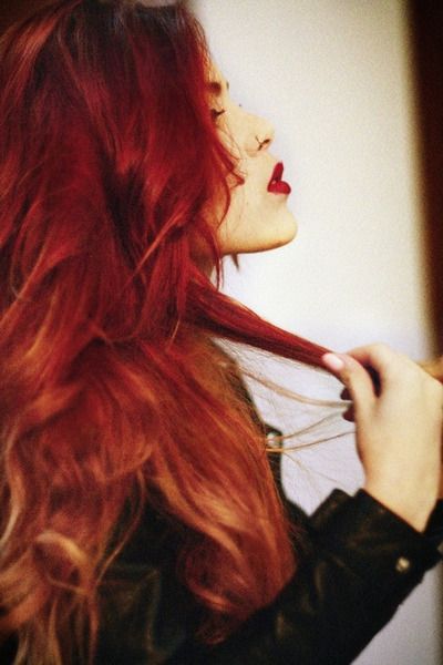 red hair red lip