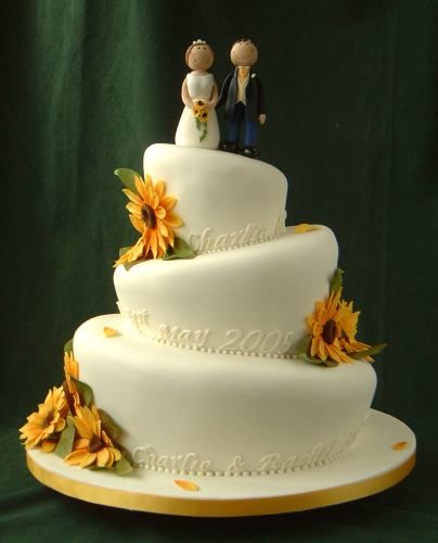 unique sunflowers wedding cake
