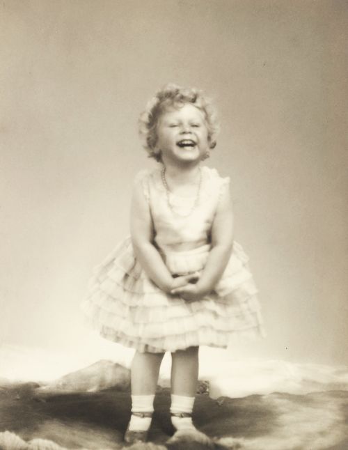 15/50 photos of Queen Elizabeth II