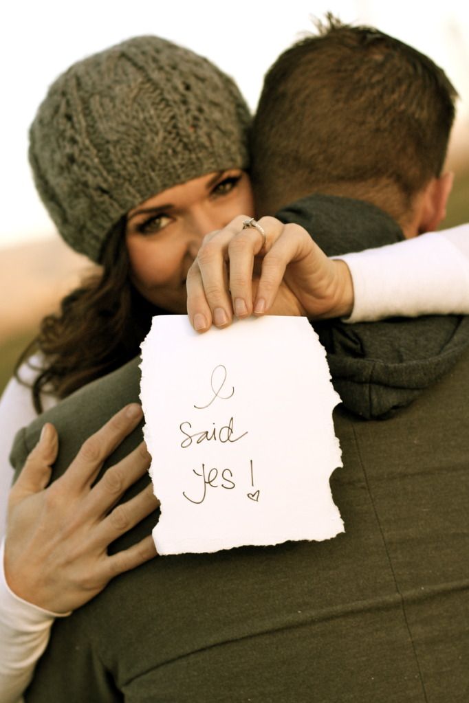 Adorable #engagement or #wedding photo! :)